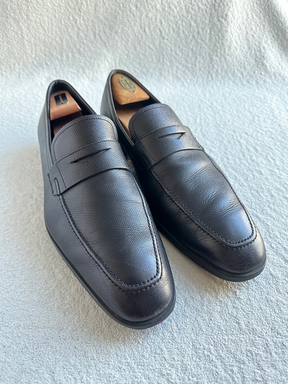 Salvatore Ferragamo black pebbled leather penny loafer size 12 EE